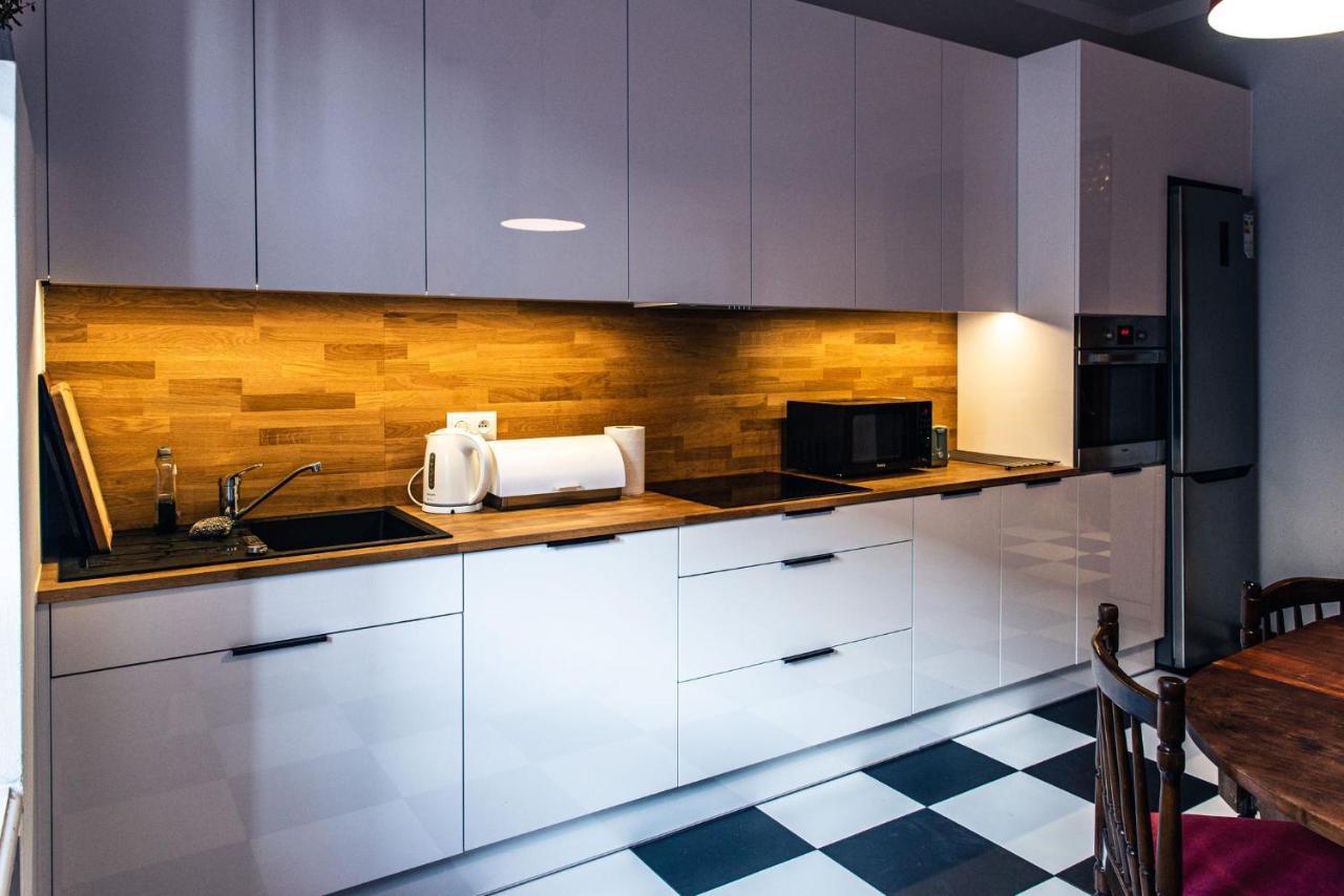 Apartament Cafe Belg Çestohova Dış mekan fotoğraf