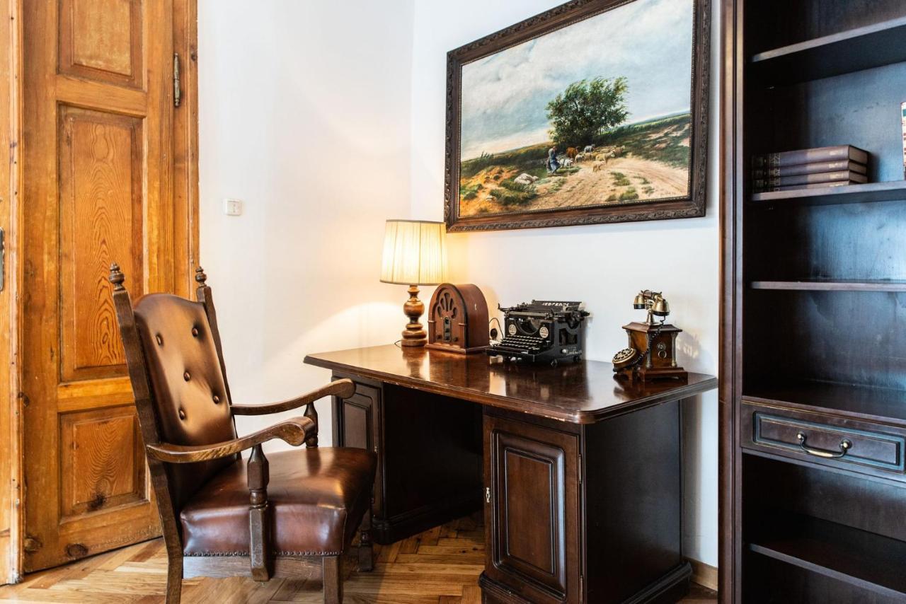 Apartament Cafe Belg Çestohova Dış mekan fotoğraf