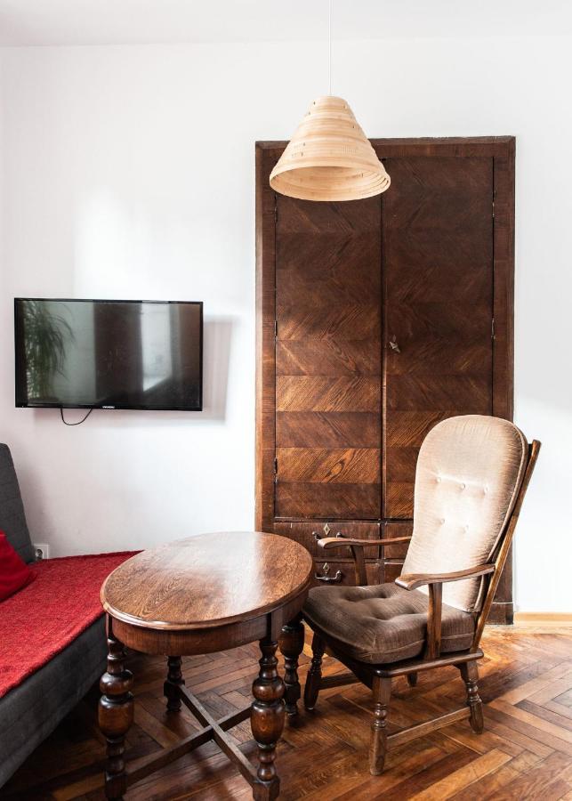 Apartament Cafe Belg Çestohova Dış mekan fotoğraf
